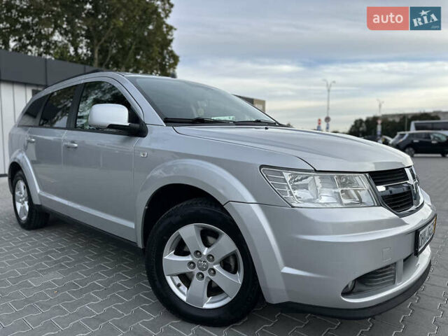 Серый Додж Джорни, объемом двигателя 1.97 л и пробегом 194 тыс. км за 7650 $, фото 45 на Automoto.ua