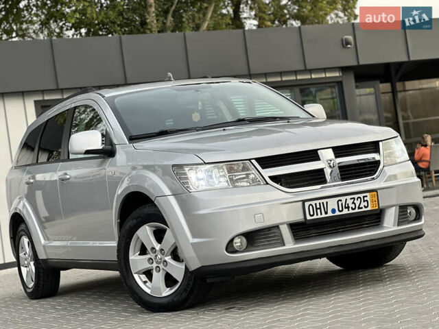 Серый Додж Джорни, объемом двигателя 1.97 л и пробегом 194 тыс. км за 7650 $, фото 49 на Automoto.ua