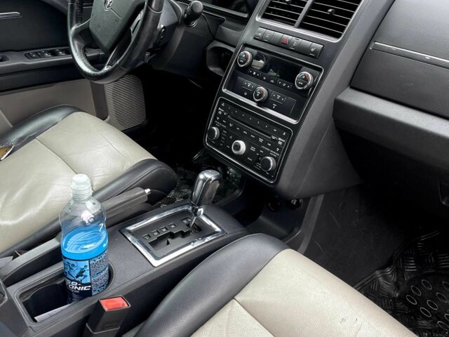 Серый Додж Джорни, объемом двигателя 2 л и пробегом 320 тыс. км за 3550 $, фото 11 на Automoto.ua