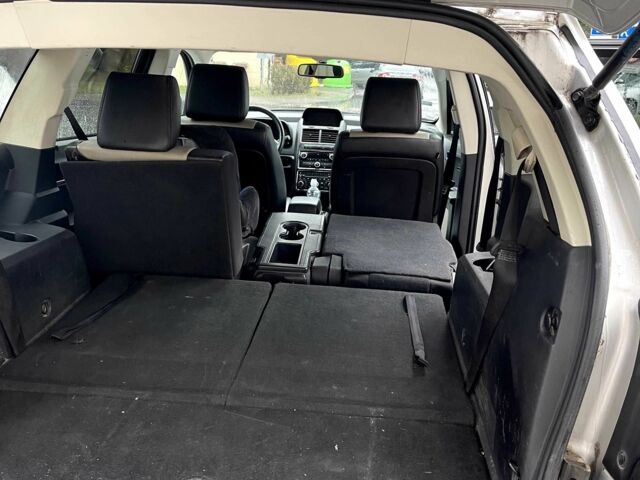 Серый Додж Джорни, объемом двигателя 2 л и пробегом 320 тыс. км за 3550 $, фото 8 на Automoto.ua