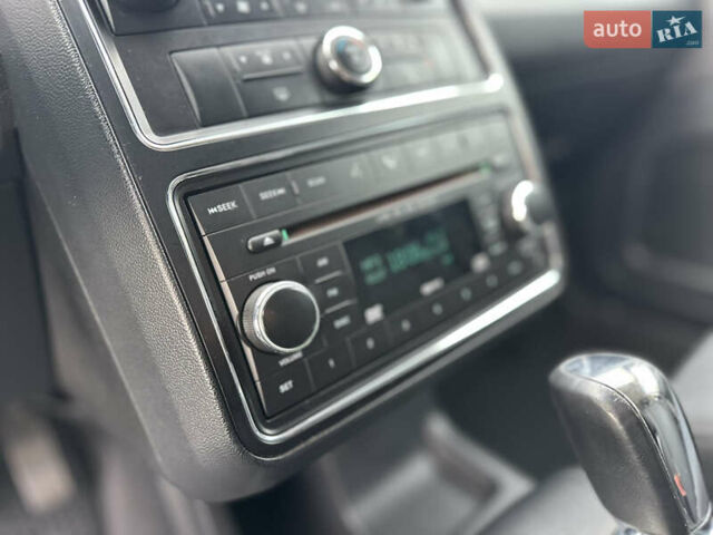 Серый Додж Джорни, объемом двигателя 1.97 л и пробегом 194 тыс. км за 7650 $, фото 67 на Automoto.ua