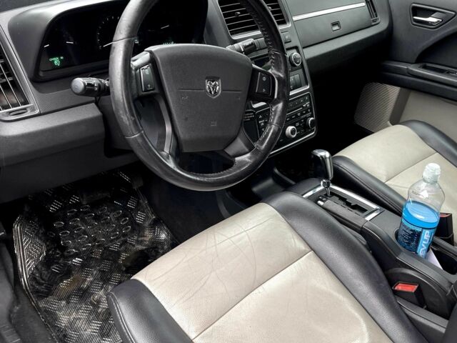 Серый Додж Джорни, объемом двигателя 2 л и пробегом 320 тыс. км за 3550 $, фото 12 на Automoto.ua