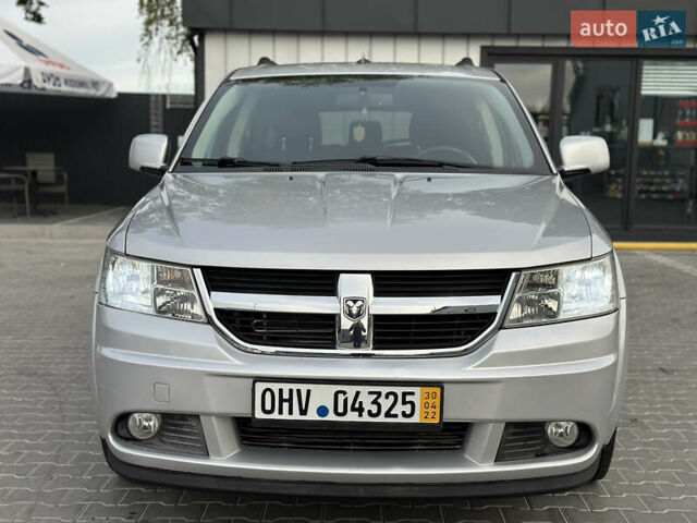 Серый Додж Джорни, объемом двигателя 1.97 л и пробегом 194 тыс. км за 7650 $, фото 7 на Automoto.ua