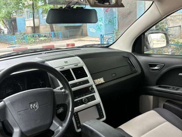 Серый Додж Джорни, объемом двигателя 2.4 л и пробегом 290 тыс. км за 5000 $, фото 7 на Automoto.ua