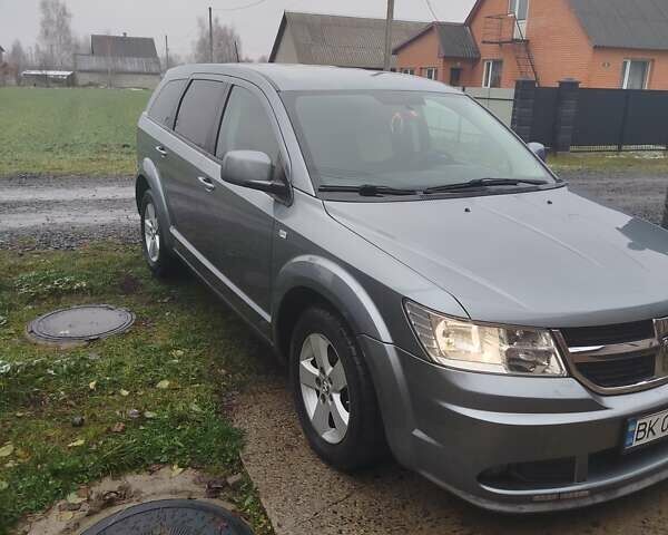 Сірий Додж Джорні, об'ємом двигуна 1.97 л та пробігом 168 тис. км за 8500 $, фото 2 на Automoto.ua