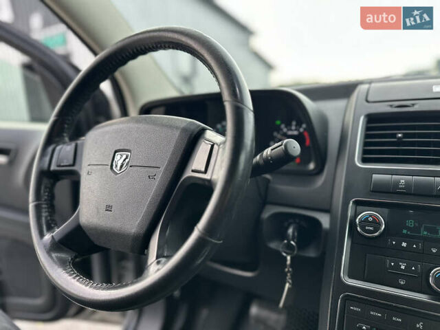 Серый Додж Джорни, объемом двигателя 1.97 л и пробегом 194 тыс. км за 7650 $, фото 63 на Automoto.ua