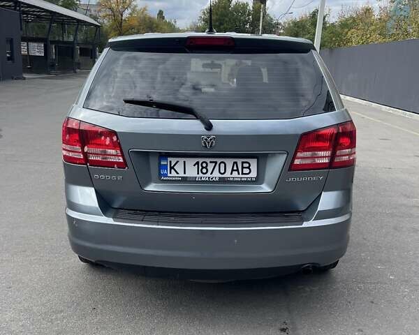Серый Додж Джорни, объемом двигателя 2.4 л и пробегом 247 тыс. км за 10500 $, фото 23 на Automoto.ua