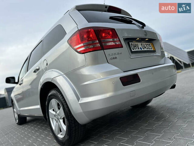 Серый Додж Джорни, объемом двигателя 1.97 л и пробегом 194 тыс. км за 7650 $, фото 28 на Automoto.ua