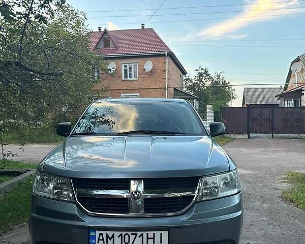 Сірий Додж Джорні, об'ємом двигуна 2.36 л та пробігом 178 тис. км за 6900 $, фото 3 на Automoto.ua