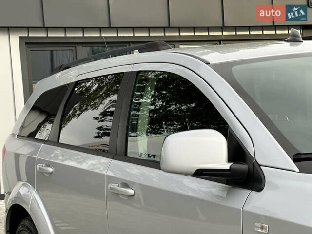 Серый Додж Джорни, объемом двигателя 1.97 л и пробегом 194 тыс. км за 7650 $, фото 15 на Automoto.ua