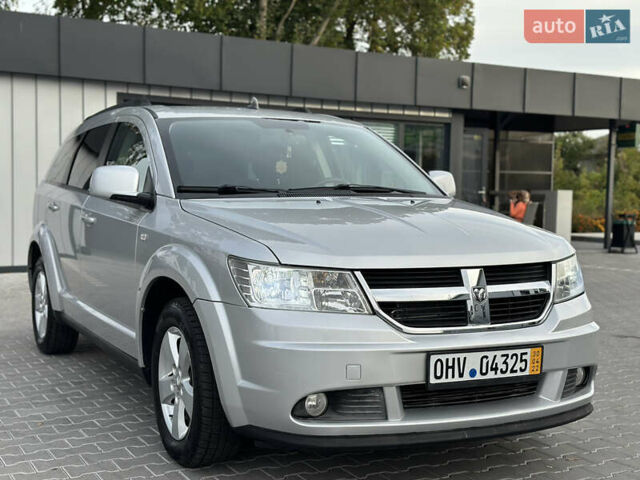 Серый Додж Джорни, объемом двигателя 1.97 л и пробегом 194 тыс. км за 7650 $, фото 8 на Automoto.ua