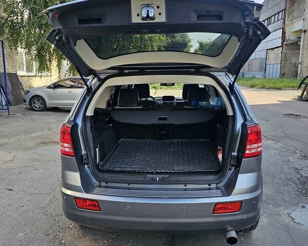 Сірий Додж Джорні, об'ємом двигуна 1.97 л та пробігом 313 тис. км за 9500 $, фото 10 на Automoto.ua