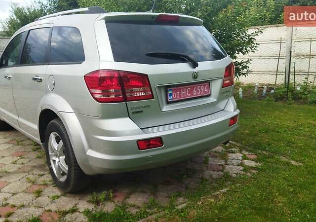 Сірий Додж Джорні, об'ємом двигуна 2 л та пробігом 165 тис. км за 9900 $, фото 3 на Automoto.ua
