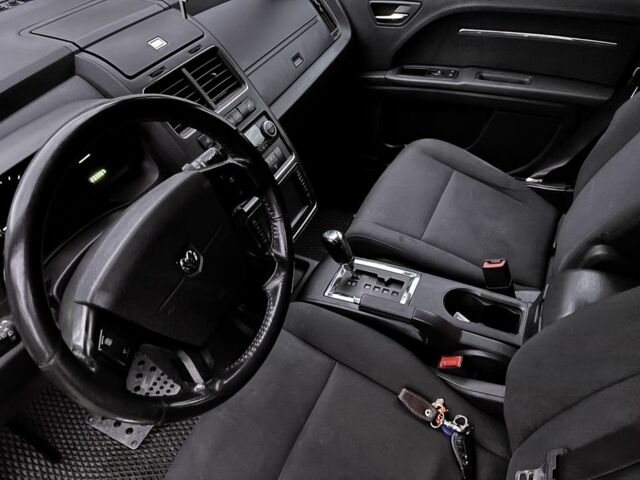 Сірий Додж Джорні, об'ємом двигуна 2 л та пробігом 230 тис. км за 10000 $, фото 3 на Automoto.ua