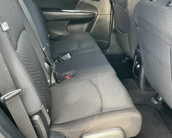 Серый Додж Джорни, объемом двигателя 2.36 л и пробегом 270 тыс. км за 9790 $, фото 25 на Automoto.ua