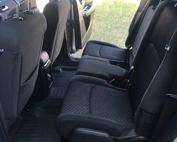 Серый Додж Джорни, объемом двигателя 2.36 л и пробегом 240 тыс. км за 10500 $, фото 8 на Automoto.ua