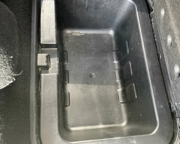 Серый Додж Джорни, объемом двигателя 2.36 л и пробегом 272 тыс. км за 9300 $, фото 22 на Automoto.ua