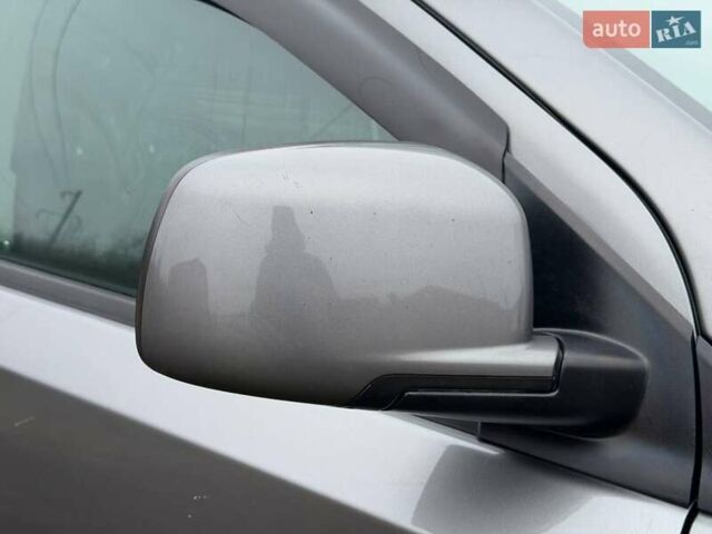 Сірий Додж Джорні, об'ємом двигуна 3.61 л та пробігом 249 тис. км за 8970 $, фото 5 на Automoto.ua