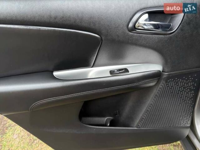 Сірий Додж Джорні, об'ємом двигуна 3.61 л та пробігом 249 тис. км за 8970 $, фото 16 на Automoto.ua