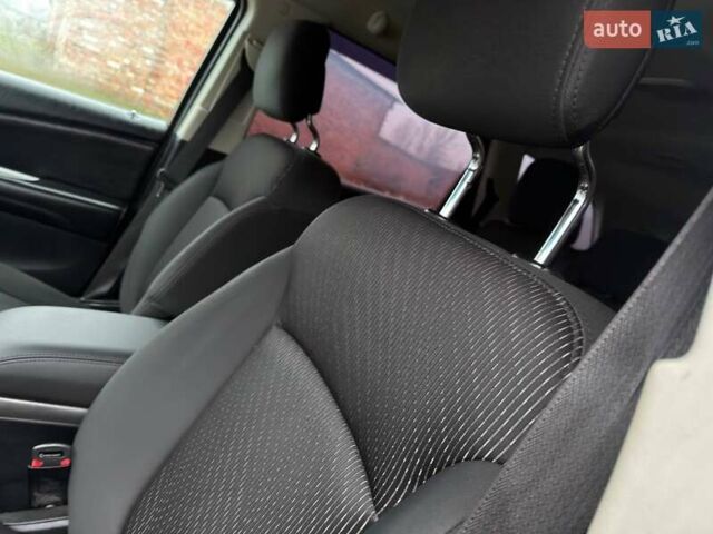 Сірий Додж Джорні, об'ємом двигуна 3.61 л та пробігом 249 тис. км за 8970 $, фото 15 на Automoto.ua