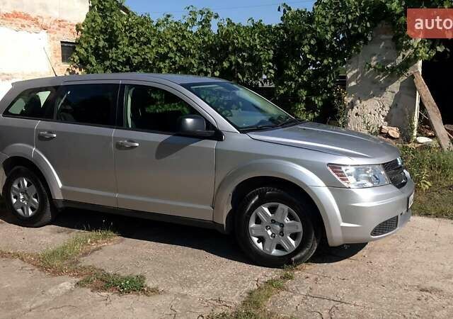 Серый Додж Джорни, объемом двигателя 2.36 л и пробегом 240 тыс. км за 10500 $, фото 1 на Automoto.ua