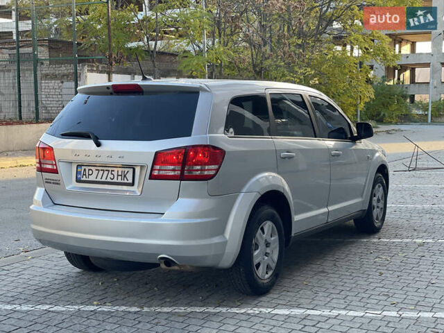 Серый Додж Джорни, объемом двигателя 2.36 л и пробегом 272 тыс. км за 9300 $, фото 8 на Automoto.ua