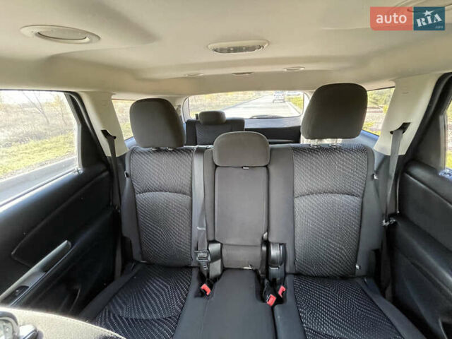 Серый Додж Джорни, объемом двигателя 2.36 л и пробегом 272 тыс. км за 9300 $, фото 24 на Automoto.ua