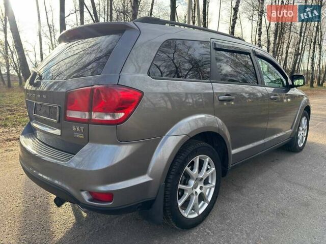 Серый Додж Джорни, объемом двигателя 3.6 л и пробегом 189 тыс. км за 8950 $, фото 20 на Automoto.ua