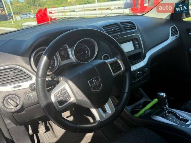 Сірий Додж Джорні, об'ємом двигуна 2.36 л та пробігом 136 тис. км за 10000 $, фото 10 на Automoto.ua