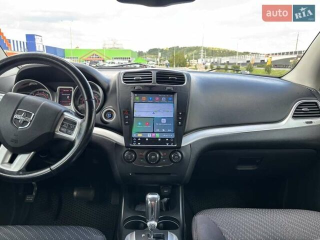 Серый Додж Джорни, объемом двигателя 2.36 л и пробегом 185 тыс. км за 11000 $, фото 39 на Automoto.ua