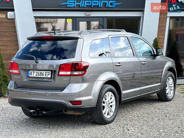 Сірий Додж Джорні, об'ємом двигуна 2.36 л та пробігом 142 тис. км за 10000 $, фото 4 на Automoto.ua