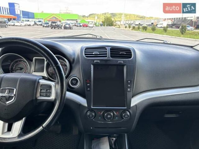 Серый Додж Джорни, объемом двигателя 2.36 л и пробегом 185 тыс. км за 11000 $, фото 32 на Automoto.ua