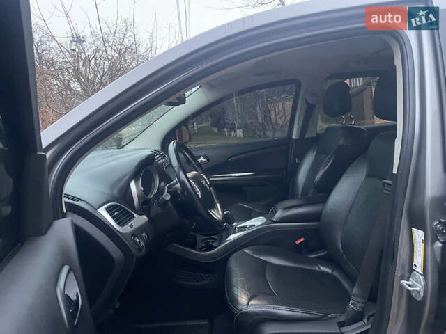 Сірий Додж Джорні, об'ємом двигуна 3.6 л та пробігом 157 тис. км за 12900 $, фото 36 на Automoto.ua