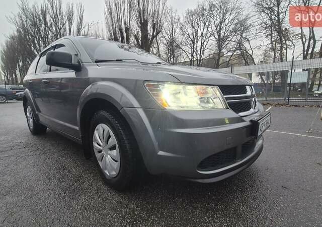 Сірий Додж Джорні, об'ємом двигуна 2.36 л та пробігом 389 тис. км за 7299 $, фото 11 на Automoto.ua