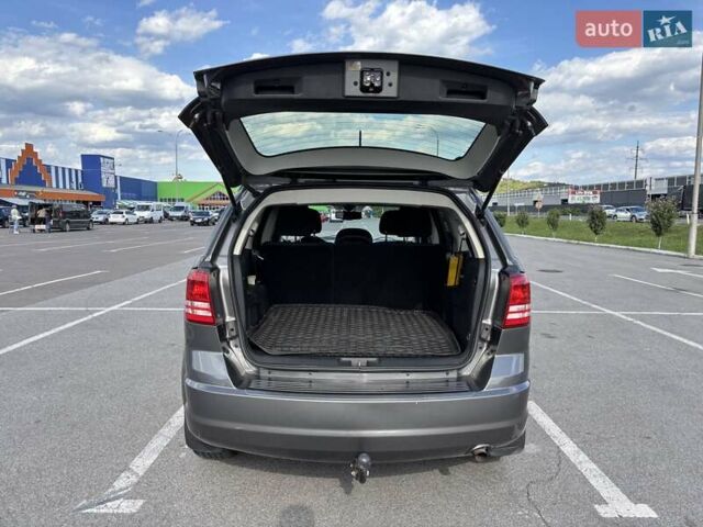 Серый Додж Джорни, объемом двигателя 2.36 л и пробегом 185 тыс. км за 11000 $, фото 35 на Automoto.ua