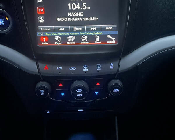 Сірий Додж Джорні, об'ємом двигуна 3.6 л та пробігом 157 тис. км за 12900 $, фото 4 на Automoto.ua