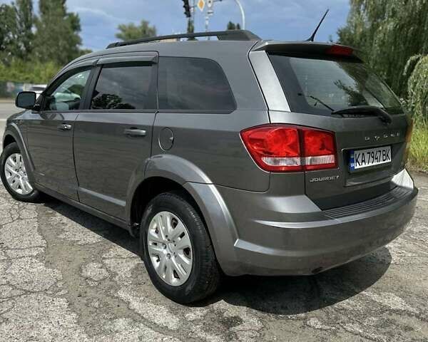 Додж Джорни 2012 в Киеве на Automoto.ua Серый Додж Джорни, объемом двигателя 2.36 л и пробегом 255 тыс. км за 9000 $, фото 21 на Automoto.ua