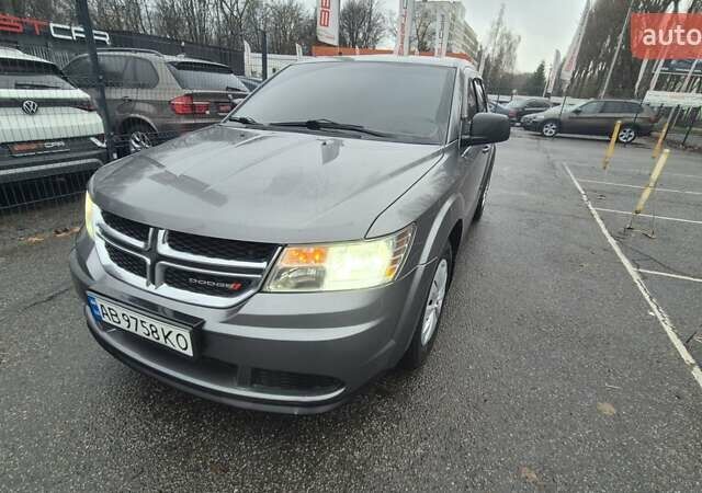 Сірий Додж Джорні, об'ємом двигуна 2.36 л та пробігом 389 тис. км за 7299 $, фото 10 на Automoto.ua