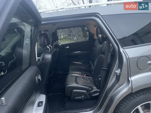 Сірий Додж Джорні, об'ємом двигуна 3.6 л та пробігом 157 тис. км за 12900 $, фото 34 на Automoto.ua