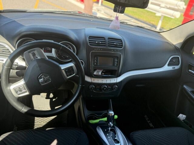 Серый Додж Джорни, объемом двигателя 2.4 л и пробегом 137 тыс. км за 10000 $, фото 6 на Automoto.ua