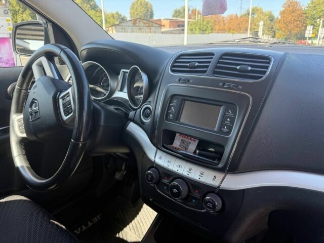 Серый Додж Джорни, объемом двигателя 2.4 л и пробегом 137 тыс. км за 10000 $, фото 13 на Automoto.ua