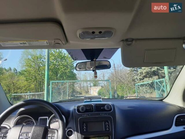 Серый Додж Джорни, объемом двигателя 2.36 л и пробегом 263 тыс. км за 8500 $, фото 6 на Automoto.ua