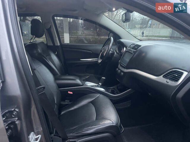 Сірий Додж Джорні, об'ємом двигуна 3.6 л та пробігом 157 тис. км за 12900 $, фото 28 на Automoto.ua