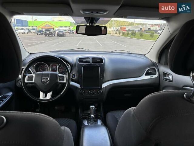 Серый Додж Джорни, объемом двигателя 2.36 л и пробегом 185 тыс. км за 11000 $, фото 30 на Automoto.ua