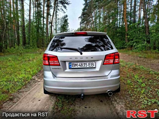 Серый Додж Джорни, объемом двигателя 2.4 л и пробегом 111 тыс. км за 8000 $, фото 3 на Automoto.ua