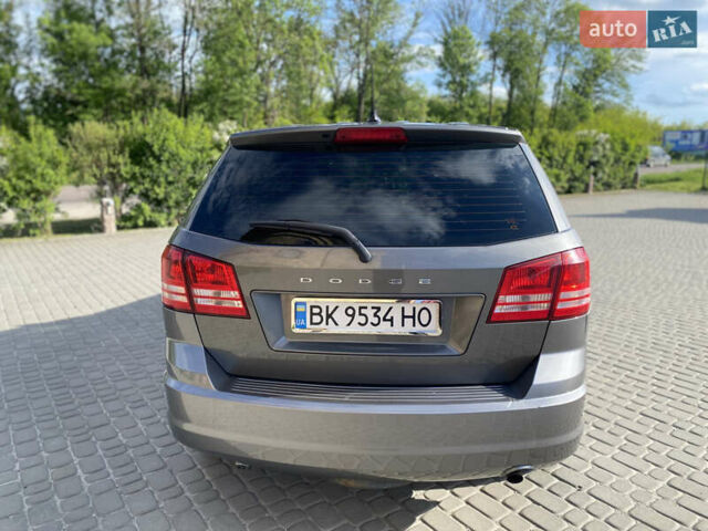 Сірий Додж Джорні, об'ємом двигуна 2.36 л та пробігом 292 тис. км за 8499 $, фото 6 на Automoto.ua