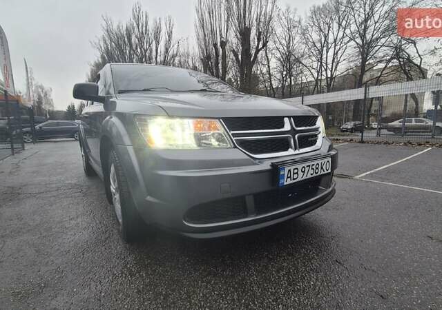 Сірий Додж Джорні, об'ємом двигуна 2.36 л та пробігом 389 тис. км за 7299 $, фото 12 на Automoto.ua