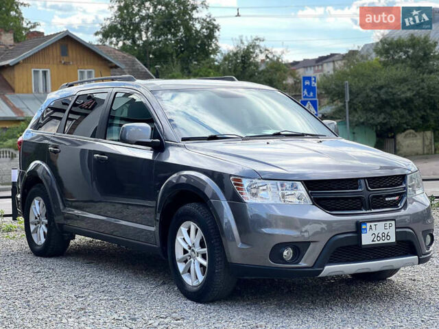 Сірий Додж Джорні, об'ємом двигуна 2.36 л та пробігом 142 тис. км за 10000 $, фото 2 на Automoto.ua