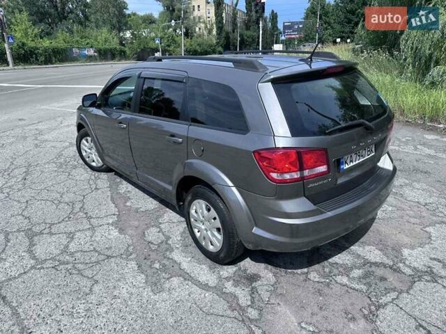 Додж Джорни 2012 в Киеве на Automoto.ua Серый Додж Джорни, объемом двигателя 2.36 л и пробегом 255 тыс. км за 9000 $, фото 27 на Automoto.ua