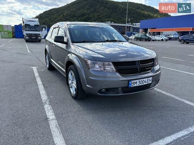 Серый Додж Джорни, объемом двигателя 2.36 л и пробегом 185 тыс. км за 11000 $, фото 9 на Automoto.ua